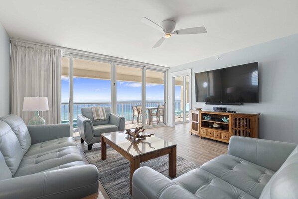 Televisión y reproductor de DVD 