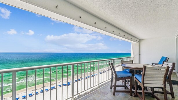 A balcony with a view of the beach and ocean. - All Decked Out - Destin Gulfgate 0904! (Destin)