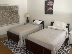 4 bedrooms, iron/ironing board, free WiFi, bed sheets