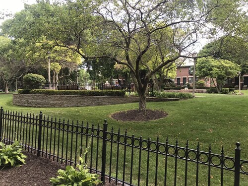  4 bedroom house walking distance from Milwaukee Bucks Fiserv Forum 