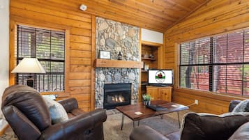 Smart TV, fireplace, DVD player