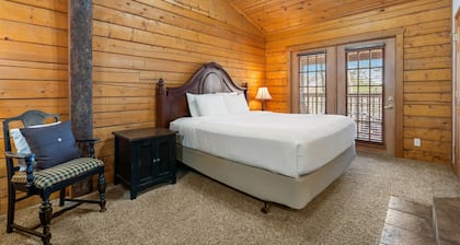 Romantic Studio Cabin with Fireplace & Wooded Deck