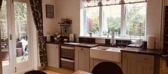 3 Bedroom Country Retreat - Dogs Welcome