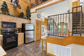 Interior - HUGE Multi-Unit Cabin with Private Porches & Gas Grill - Branson Theatre District (Branson)