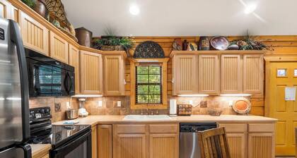 Walk-In Comfort • Branson Attractions Nearby Golf/Ticket Discounts!