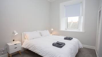 2 soverom, strykejern/-brett, wi-fi og sengetøy