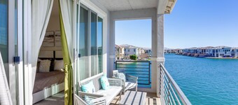 Lake & Mountain Views: Indio Oasis w/ Pool
