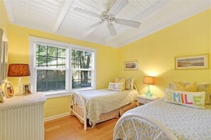 3 chambres, accès au Wi-Fi (inclus), literie fournie