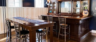 Prime Location! Modern Comfort 1 Block to Gate 1 w/ Parking & Walkability