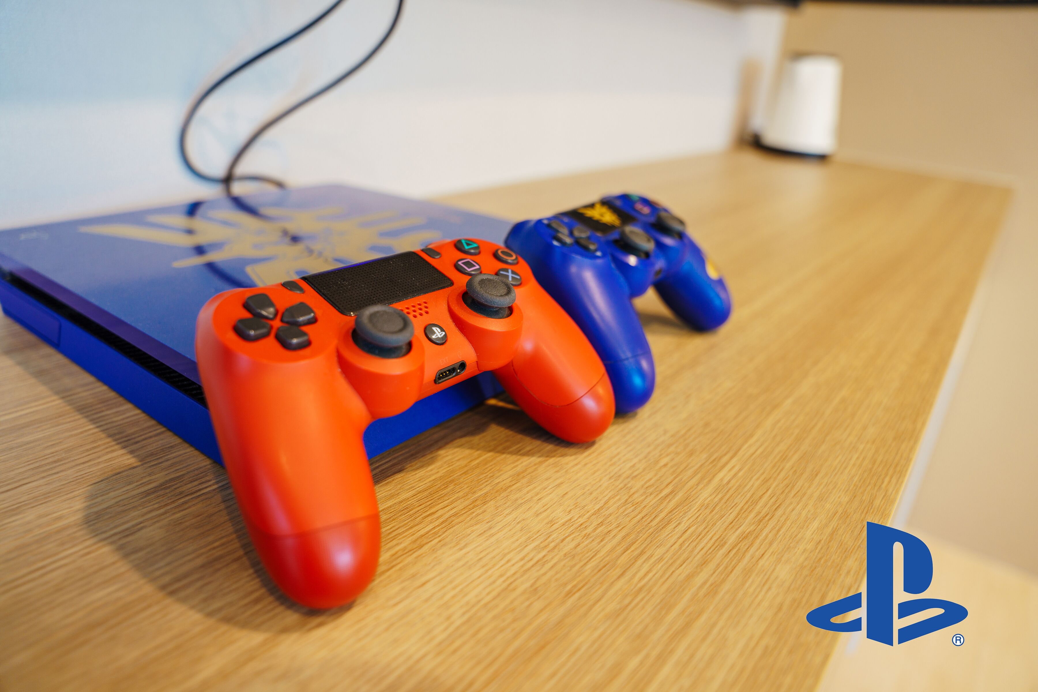 suite family room | 1 bedroom, hypo-allergenic bedding, down duvets, desk