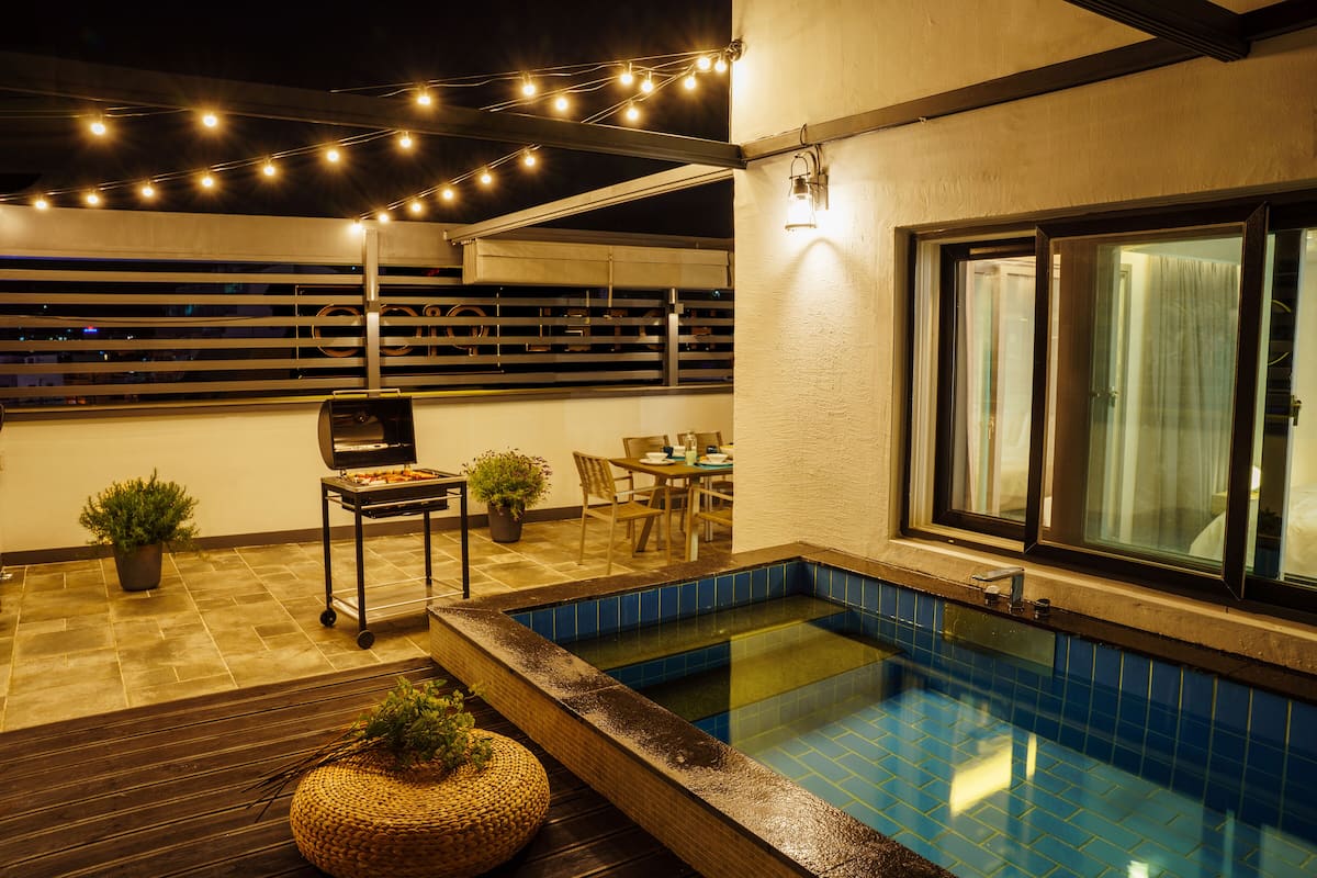 Pool Villa Pension | Terrasse/patio