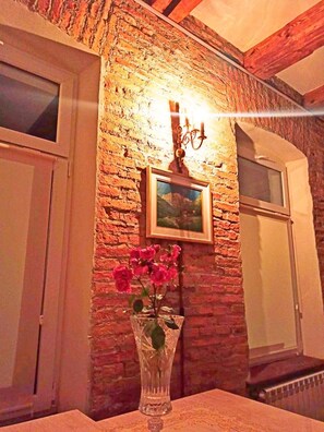 Interior - Style, space and security in ultra central location in Brasov (Brașov)