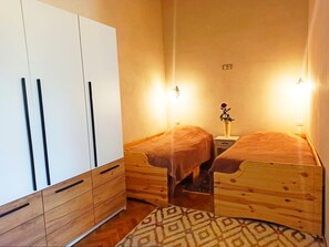 1 bedroom, iron/ironing board, WiFi, bed sheets - Style, space and security in ultra central location in Brasov (Brașov)