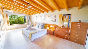 4 Schlafzimmer, BĂŒgeleisen/BĂŒgelbrett, kostenloses WLAN, BettwĂ€sche