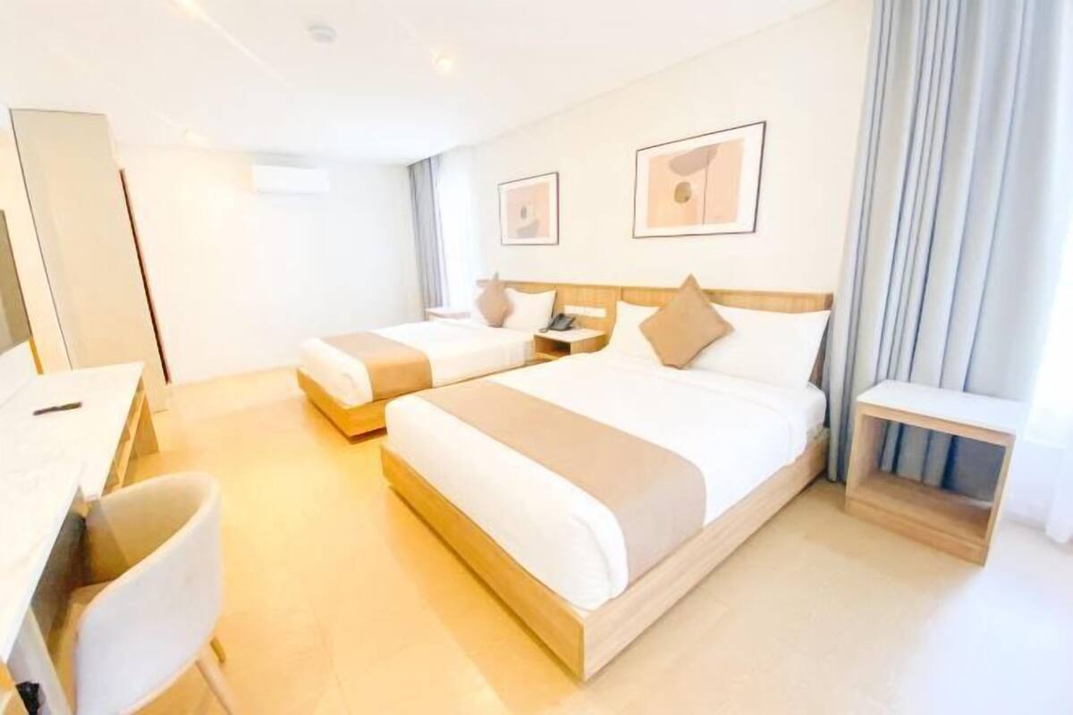 Iron/ironing board (on request), WiFi (free), bed sheets