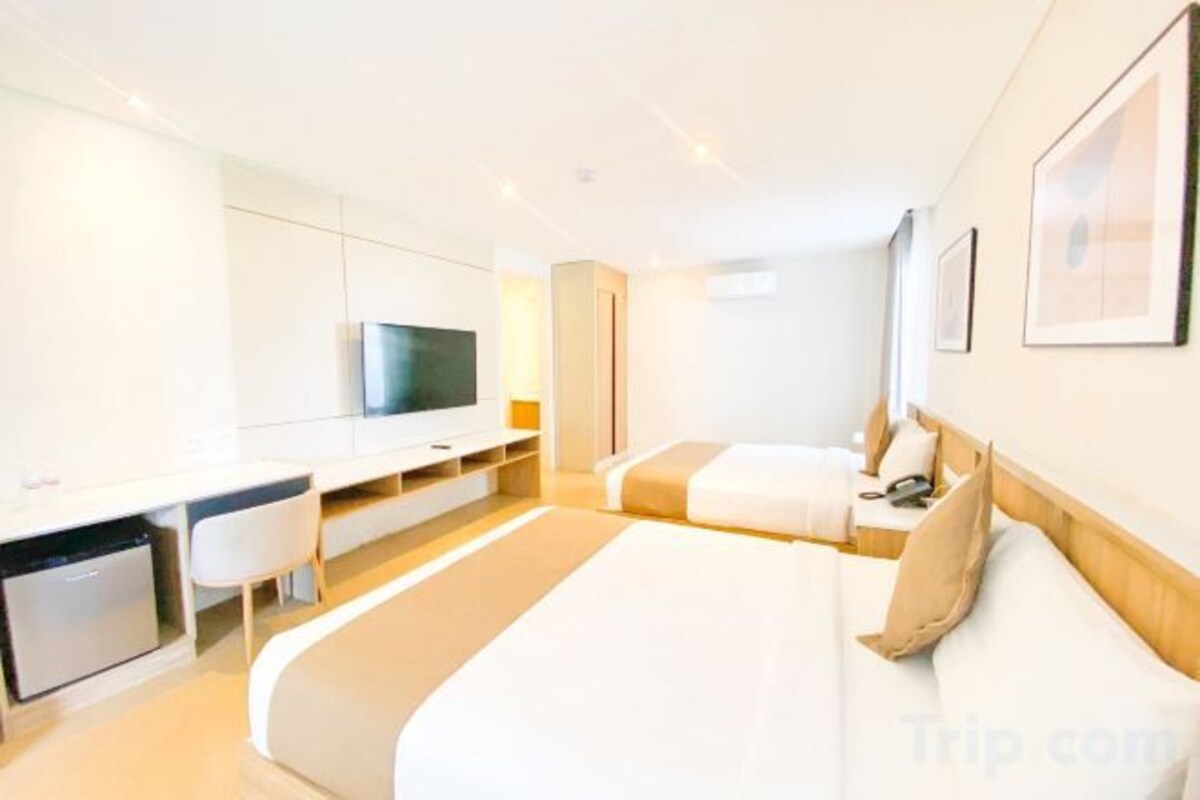 Iron/ironing board (on request), WiFi (free), bed sheets
