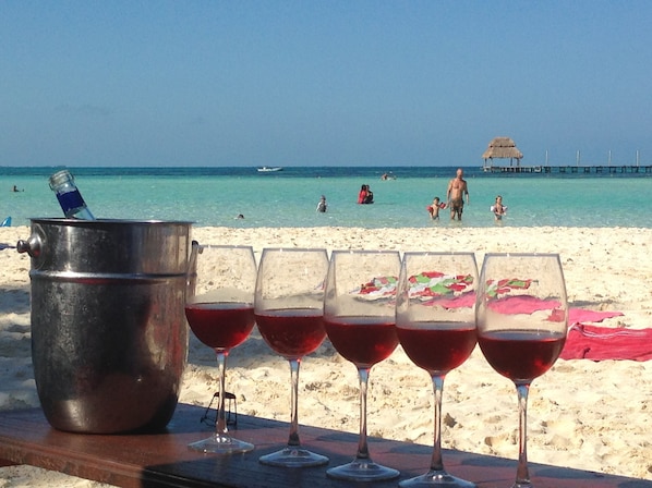 Beach nearby, sun loungers, beach towels