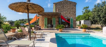 Holiday Home Son Frare with Mountain View, Wi-Fi, Garden, Pool, Balcony & Terraces; Parking Available