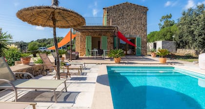 Holiday Home Son Frare with Mountain View, Wi-Fi, Garden, Pool, Balcony & Terraces; Parking Available