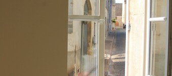 "Le Sarment, Beaune historic district downtown