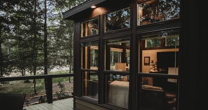 Leprechaun Lodge at The Retreat at Deer Lick Falls