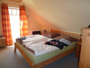 3 Schlafzimmer, Bügeleisen/Bügelbrett, WLAN, Bettwäsche