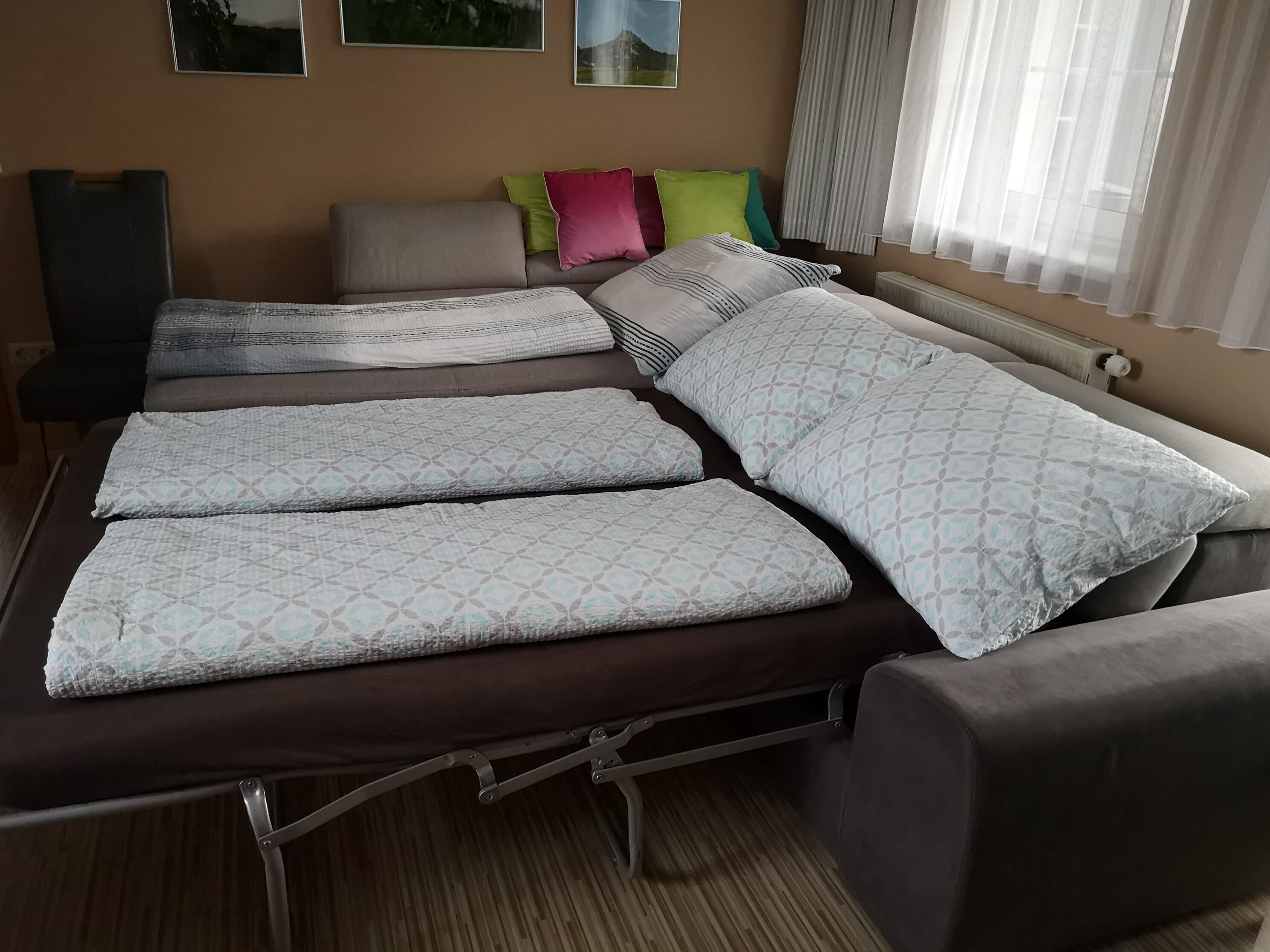 Lovingly Furnished Vacation Apartment (63sqm) At The Foot Of The Staatzer Berg - Mistelbach