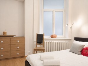 1 bedroom, iron/ironing board, free WiFi, bed sheets