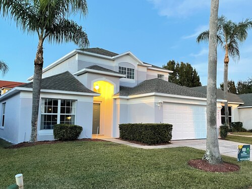 Experience Kissimmee living near vibrant Old Town