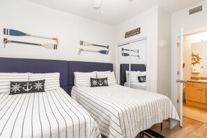 3 Schlafzimmer, Bügeleisen/Bügelbrett, Internetzugang, Bettwäsche