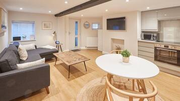 Flat-screen TV, offices