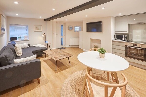 Télévision à écran plat