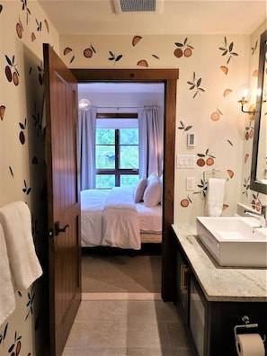 3 bedrooms, iron/ironing board, travel cot, free WiFi