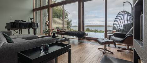 Deluxe Villa, 3 Bedrooms | Living area | Flat-screen TV