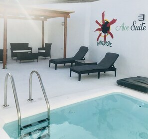 Outdoor pool, a heated pool - Aloe suite with private pool  (Tías)