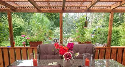 Ferienhaus für Naturliebhaber/ Neu!!separater Schwimmsteg mit Badestelle