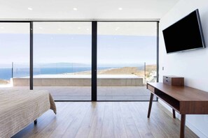 5 slaapkamers, een strijkplank/strijkijzer, reisbedje, wifi