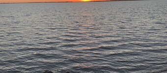 Sunset Shores on Lake Thompson