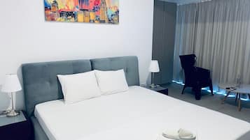 Luxury Apartment | 2 bilik tidur, langsir/tirai gelap terus, seterika/papan seterika