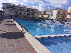 Outdoor pool - Apartment in Playa del Tamarit within urbanization with pool  (Santa Pola)