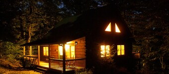 Timber Lodge - Private, Serene Cabin with Game Room for Kids