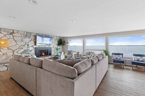 Smart TV, fireplace, books