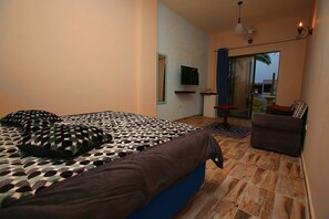 Standard Double Room | Premium bedding, down comforters, memory foam beds, desk - Bait Alaqaba Resort and Dive Center (Aqaba)