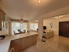 Fernseher, DVD-Player