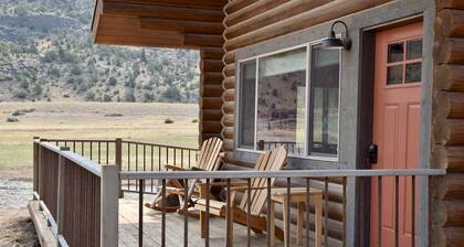 River Haven Cabin - North- Private River Access!