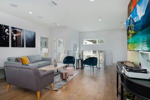 Smart-TV, Streaming-Dienste