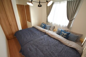 3 soverom, skrivebord, strykejern/-brett og wi-fi (inkludert)