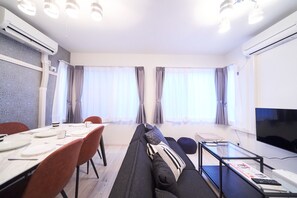 TV - Newly built house 5 bedrooms 100 square meters - FINOA Residential Suite IKEBUKURO 5BR Large Vaca / Toshima-ku Tokyo (Toshima-ku)