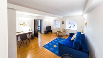 Tv, bøger, stereoanlæg