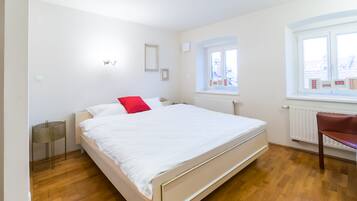 1 soveværelse, skrivebord, strygejern/strygebræt, Wi-Fi